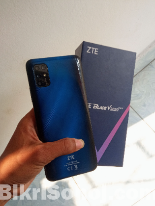 ZTE V20 smart